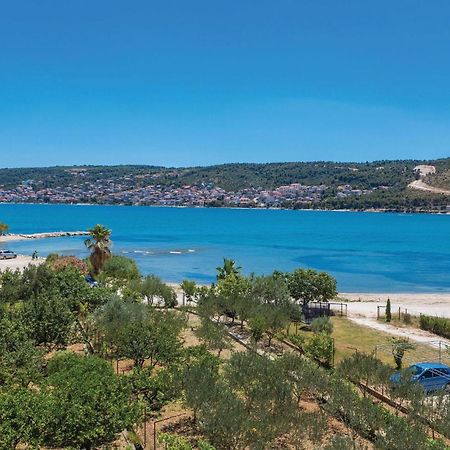 3 Bedroom Gorgeous Apartment In Trogir Exterior foto